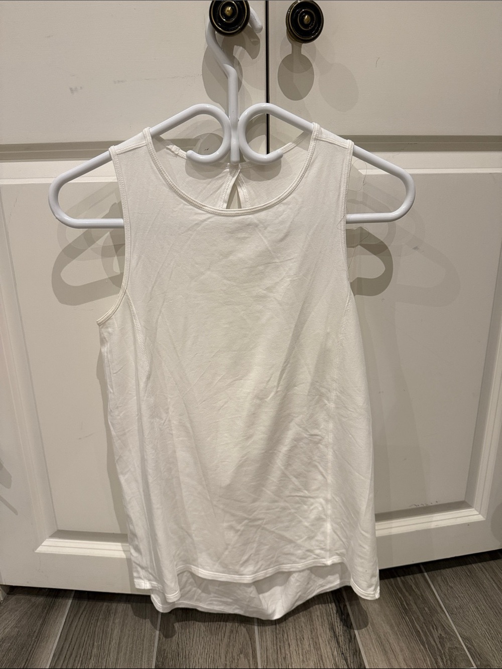 Women's White Sleeveless Tank Top